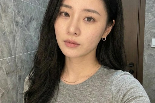 曝宋宁峰和Q女士曾互发裸照